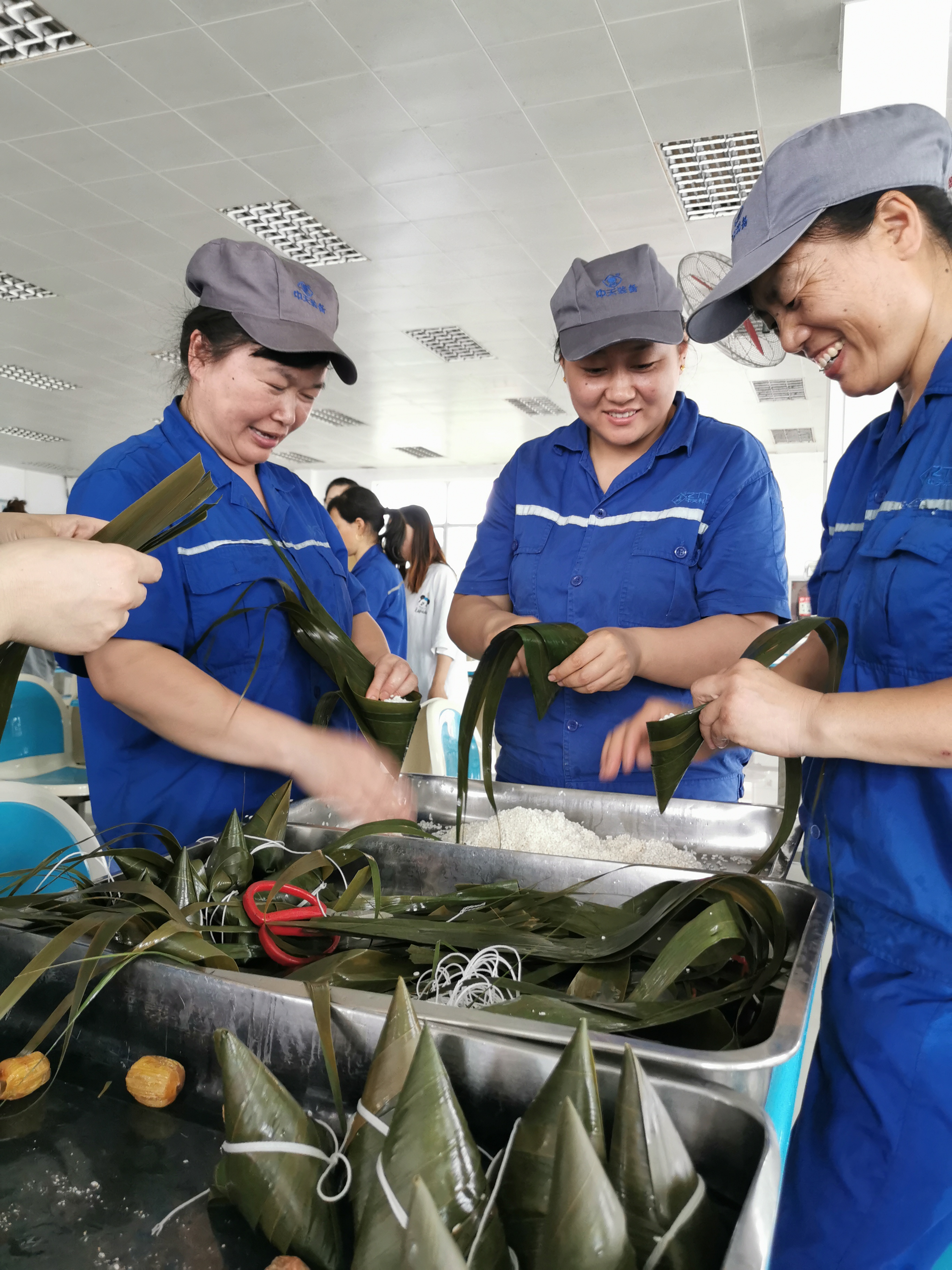 ΰ�¹���(victor1946)�ٷ���վ-Officials Website