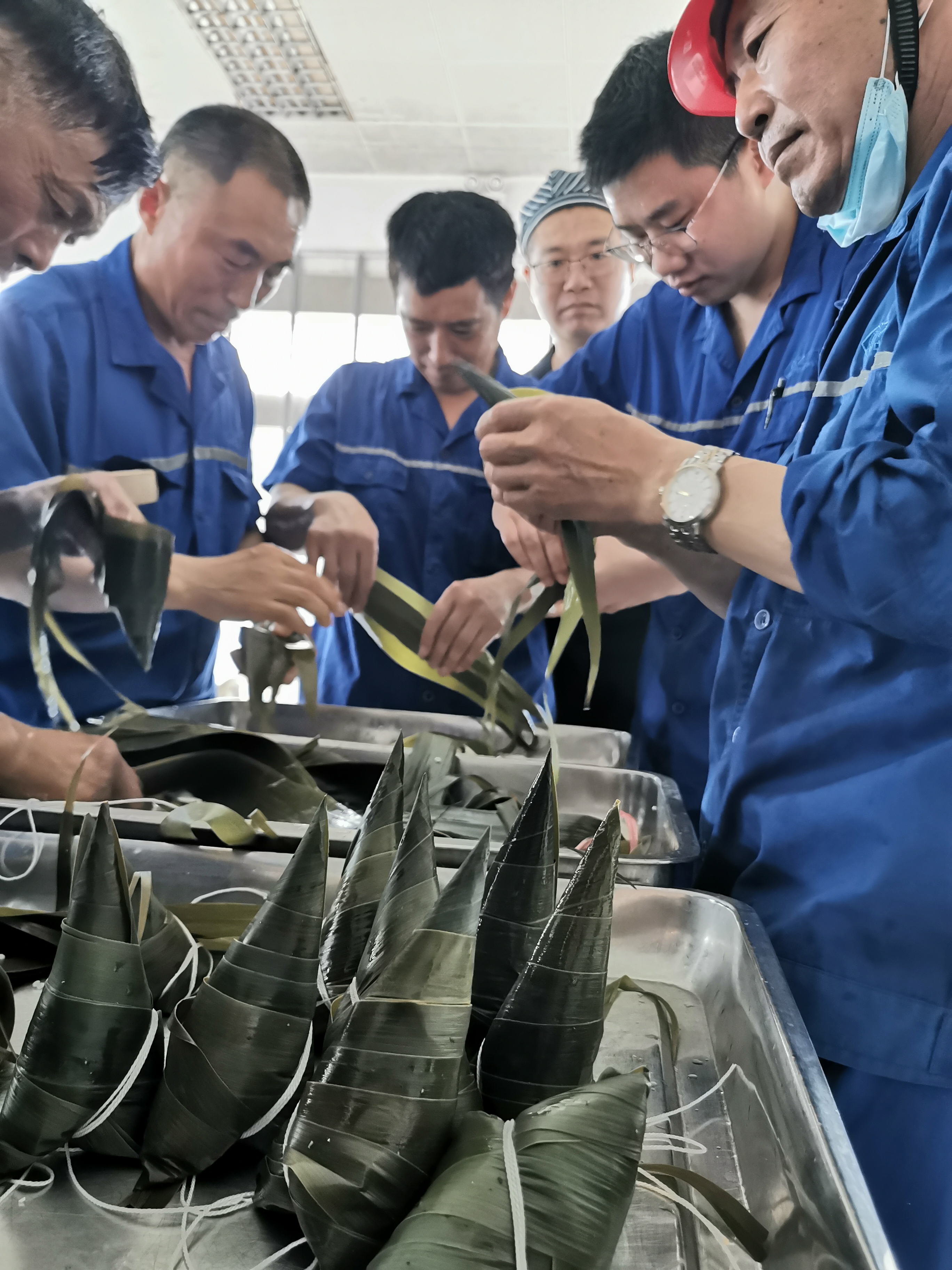 ΰ�¹���(victor1946)�ٷ���վ-Officials Website