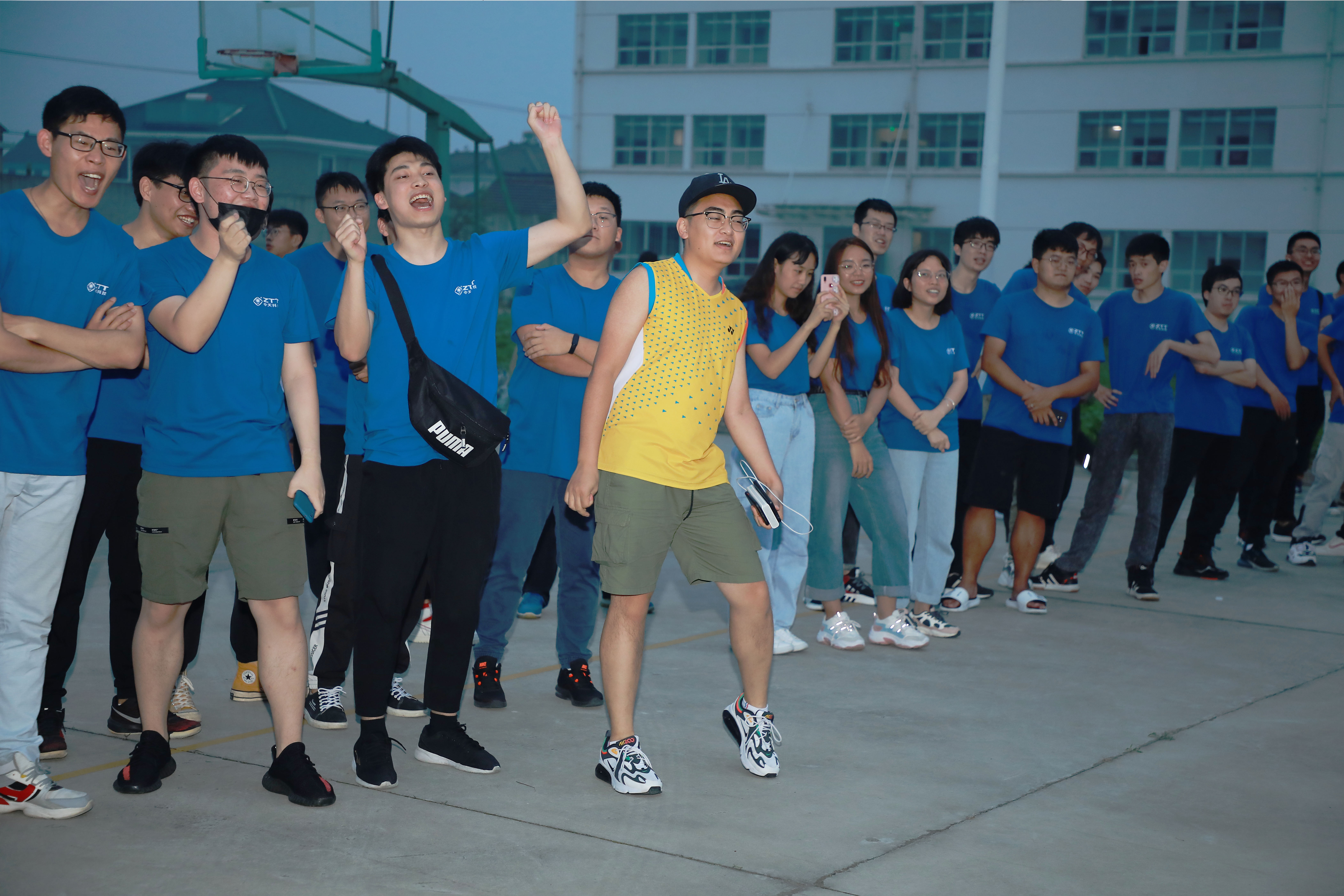 ΰ�¹���(victor1946)�ٷ���վ-Officials Website