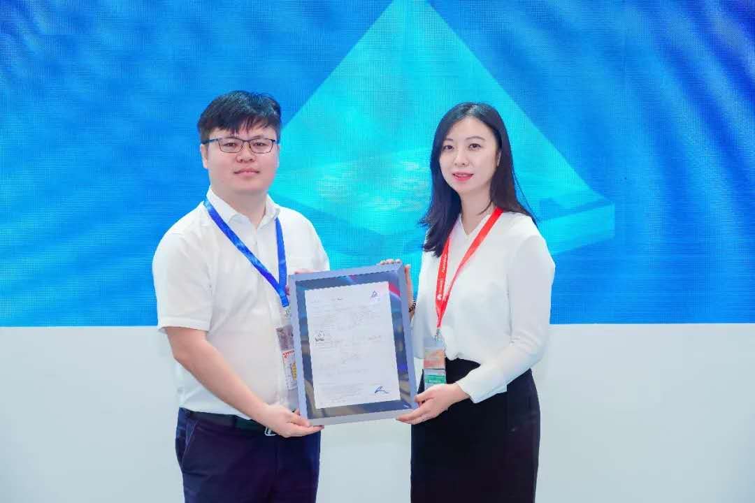 ΰ�¹���(victor1946)�ٷ���վ-Officials Website