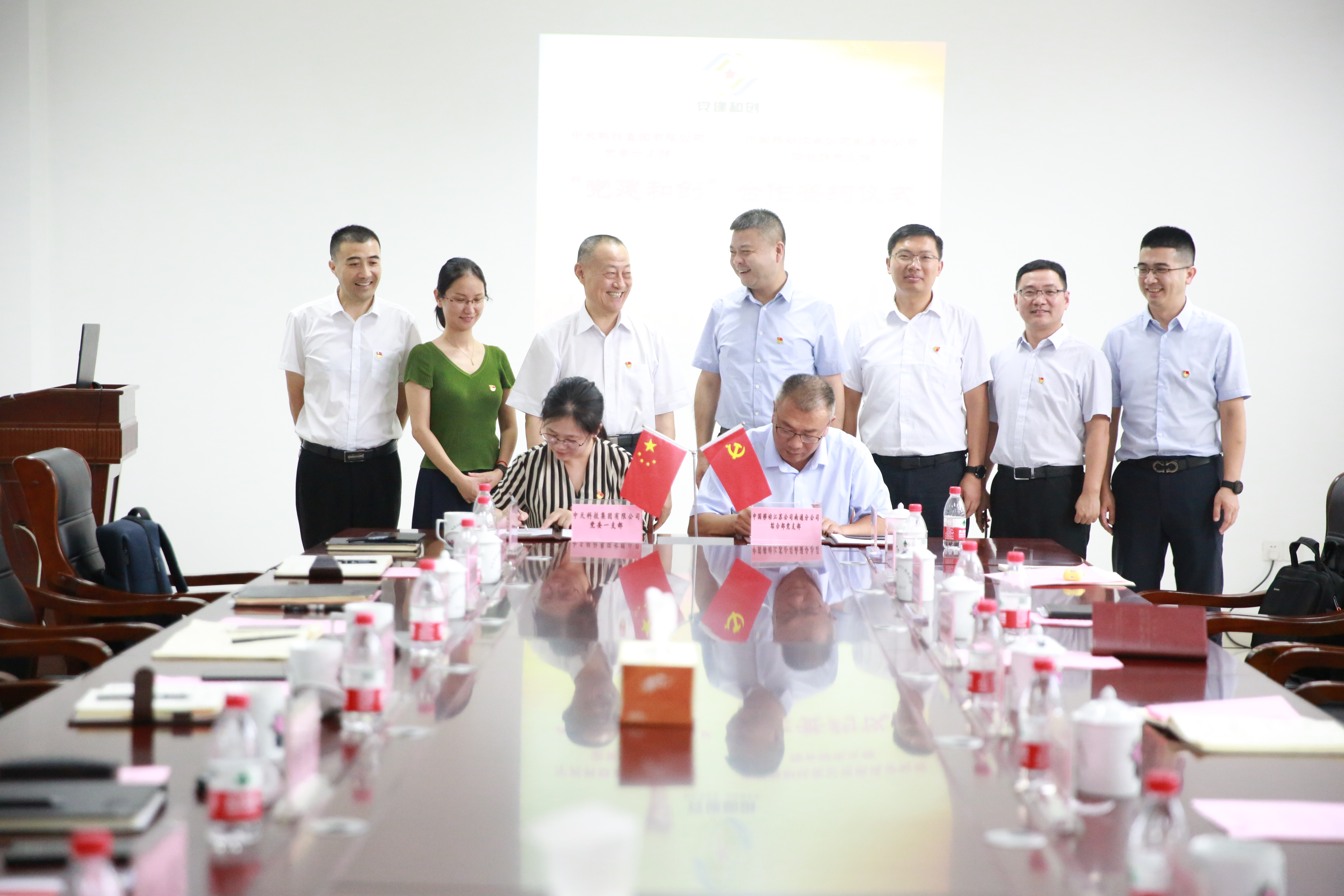 ΰ�¹���(victor1946)�ٷ���վ-Officials Website