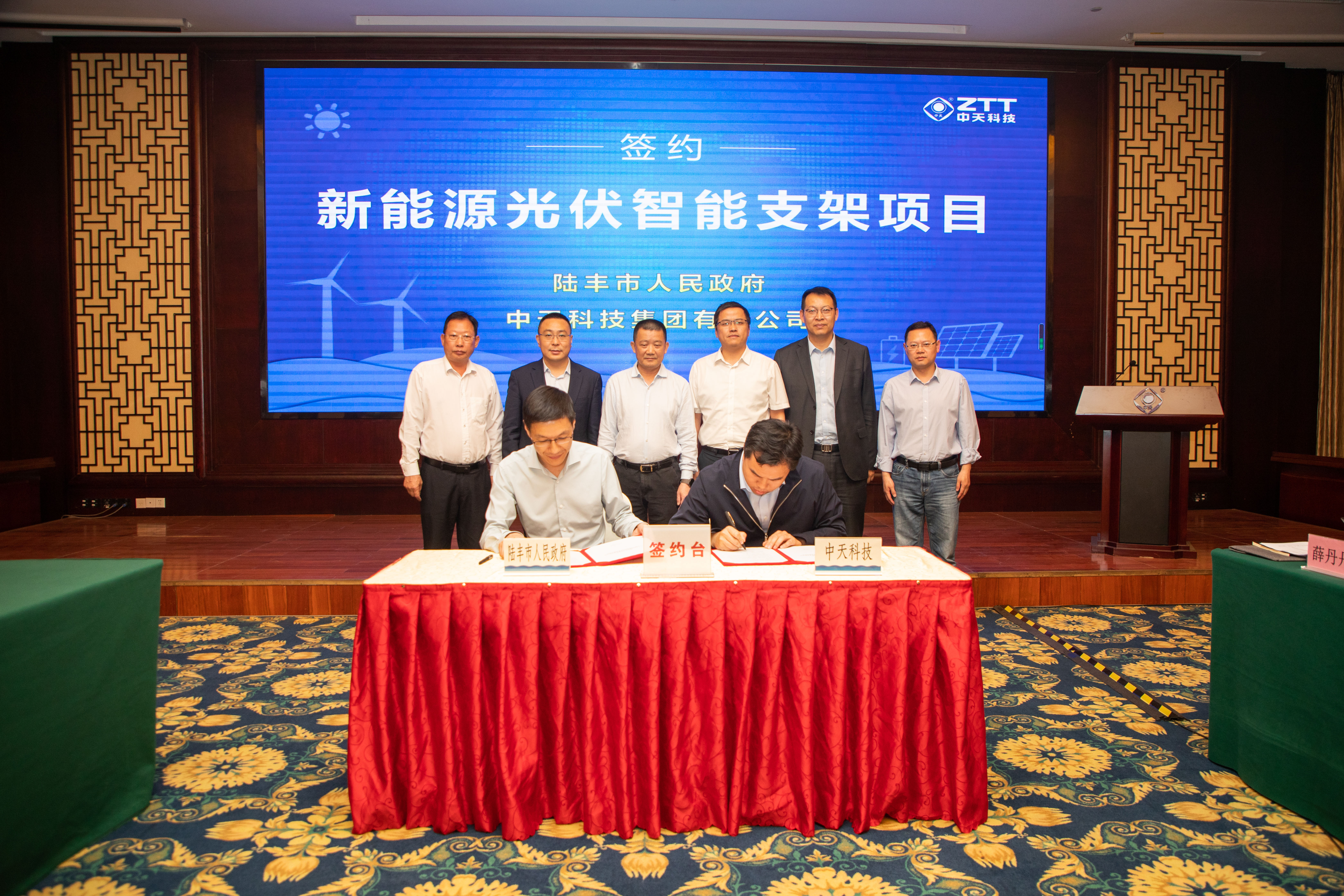 ΰ�¹���(victor1946)�ٷ���վ-Officials Website