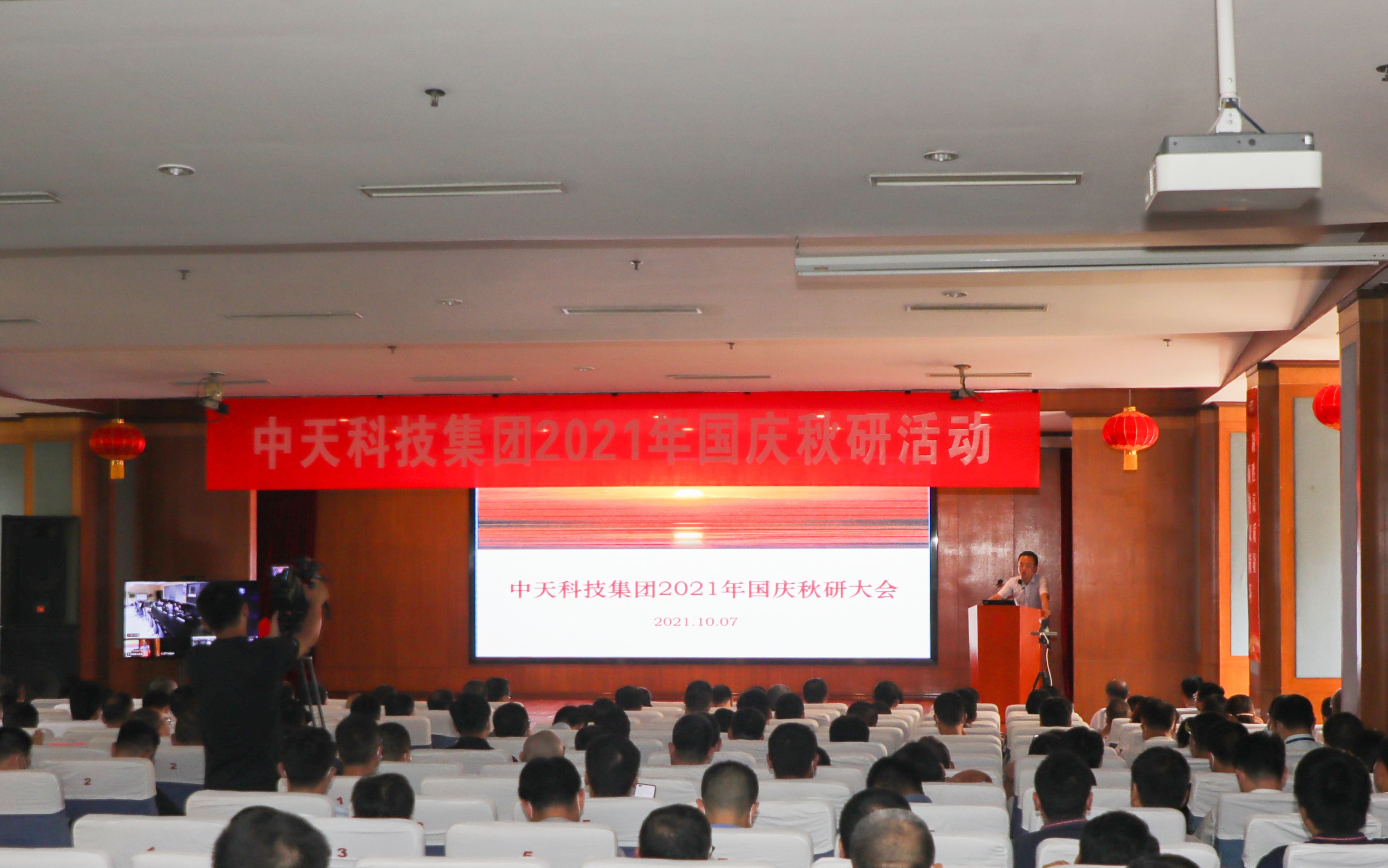 ΰ�¹���(victor1946)�ٷ���վ-Officials Website