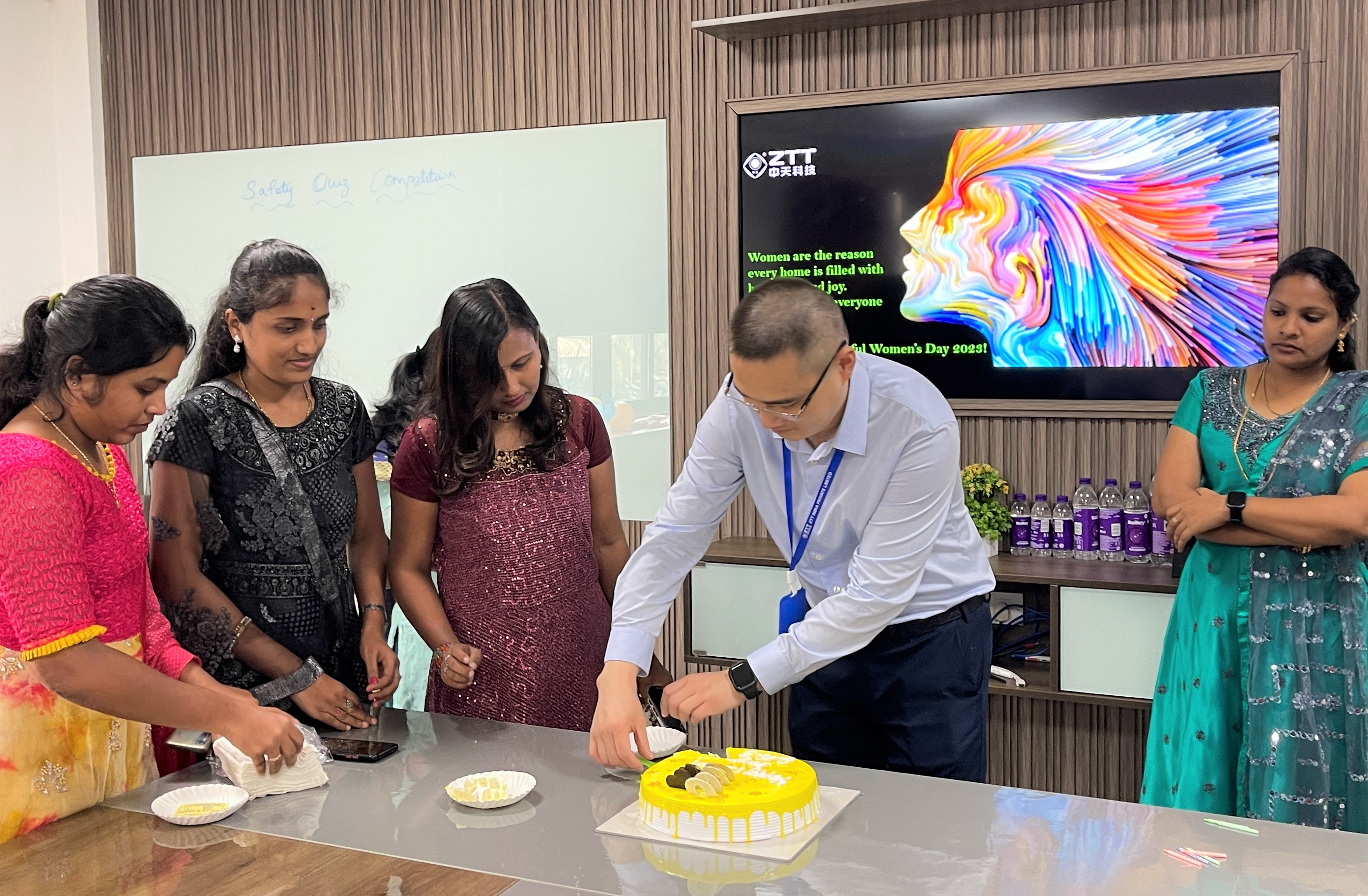 ΰ�¹���(victor1946)�ٷ���վ-Officials Website