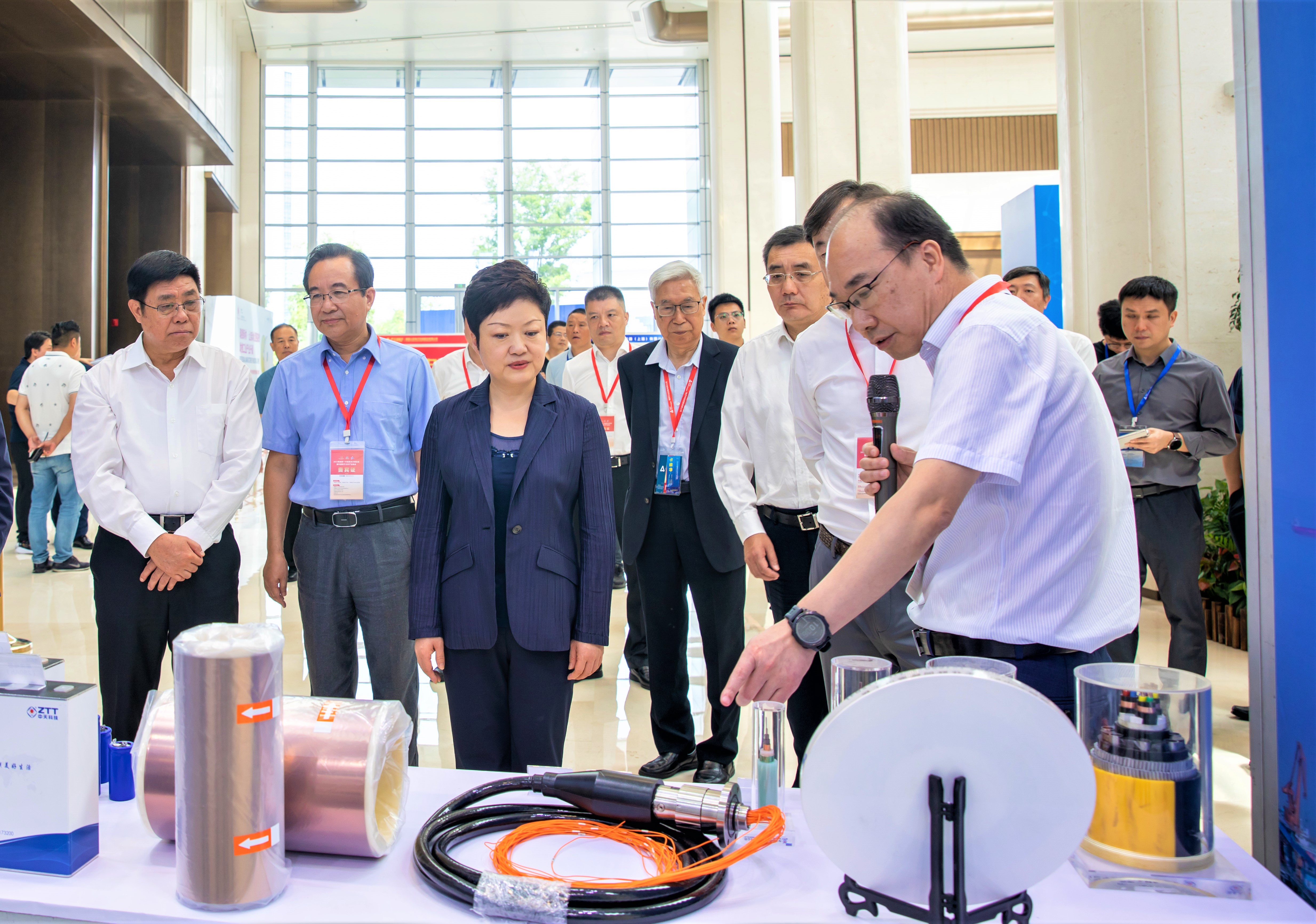 ΰ�¹���(victor1946)�ٷ���վ-Officials Website