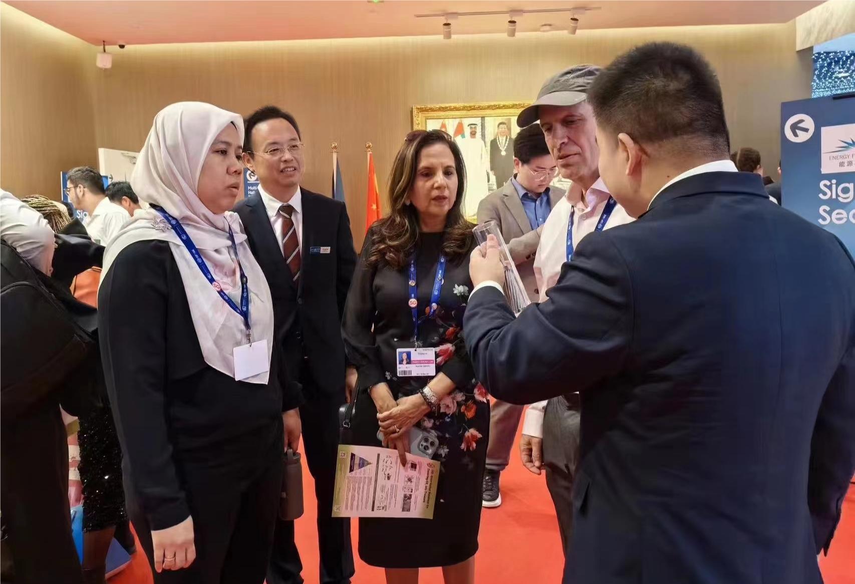 ΰ�¹���(victor1946)�ٷ���վ-Officials Website