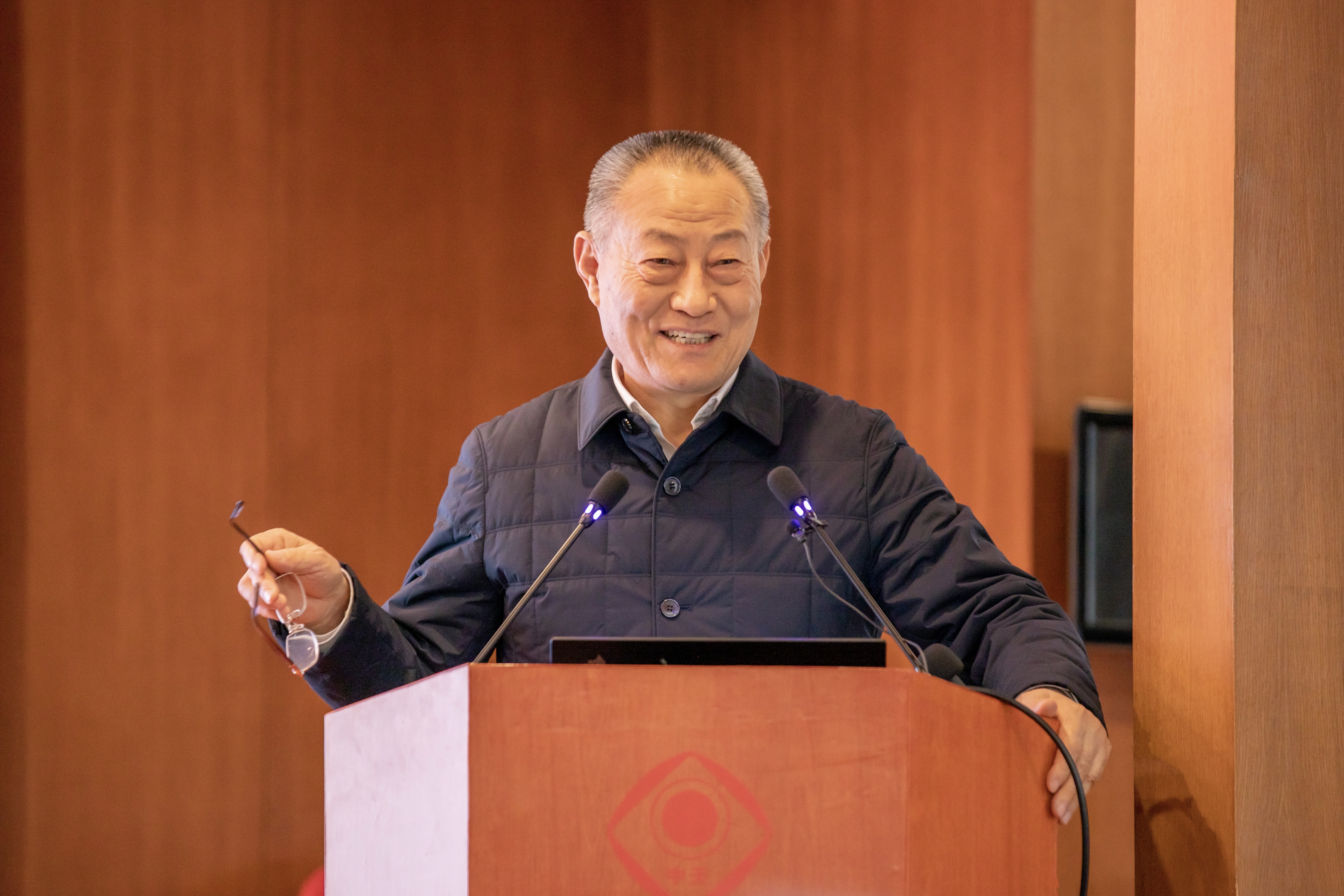 ΰ�¹���(victor1946)�ٷ���վ-Officials Website