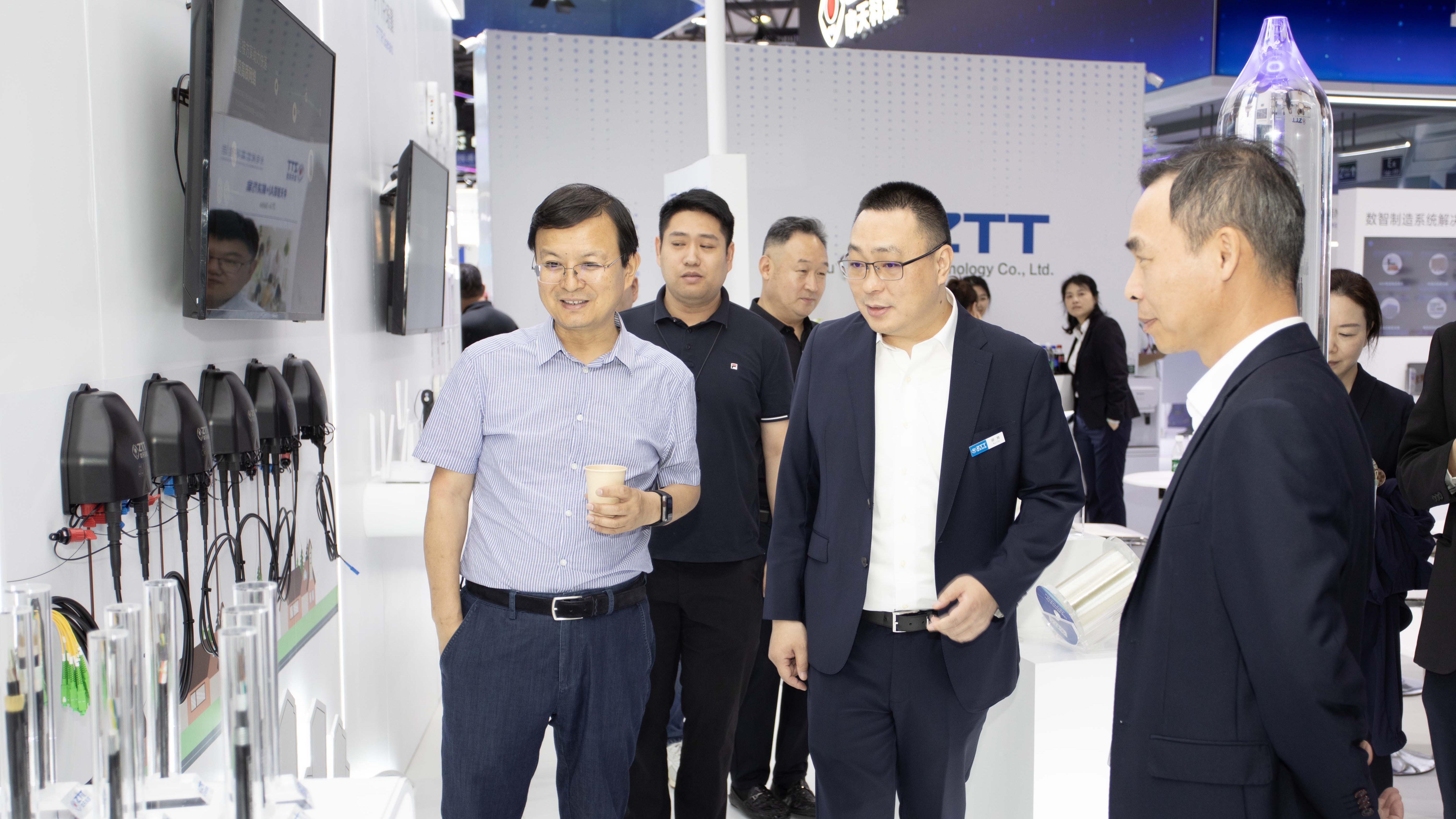 ΰ�¹���(victor1946)�ٷ���վ-Officials Website