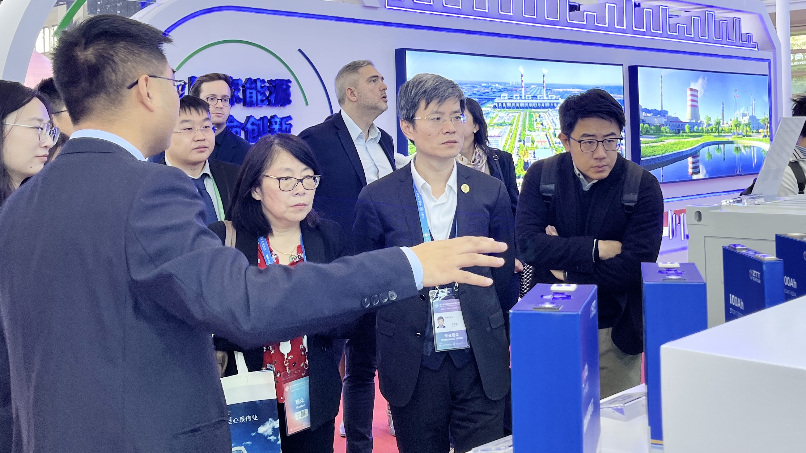 ΰ�¹���(victor1946)�ٷ���վ-Officials Website