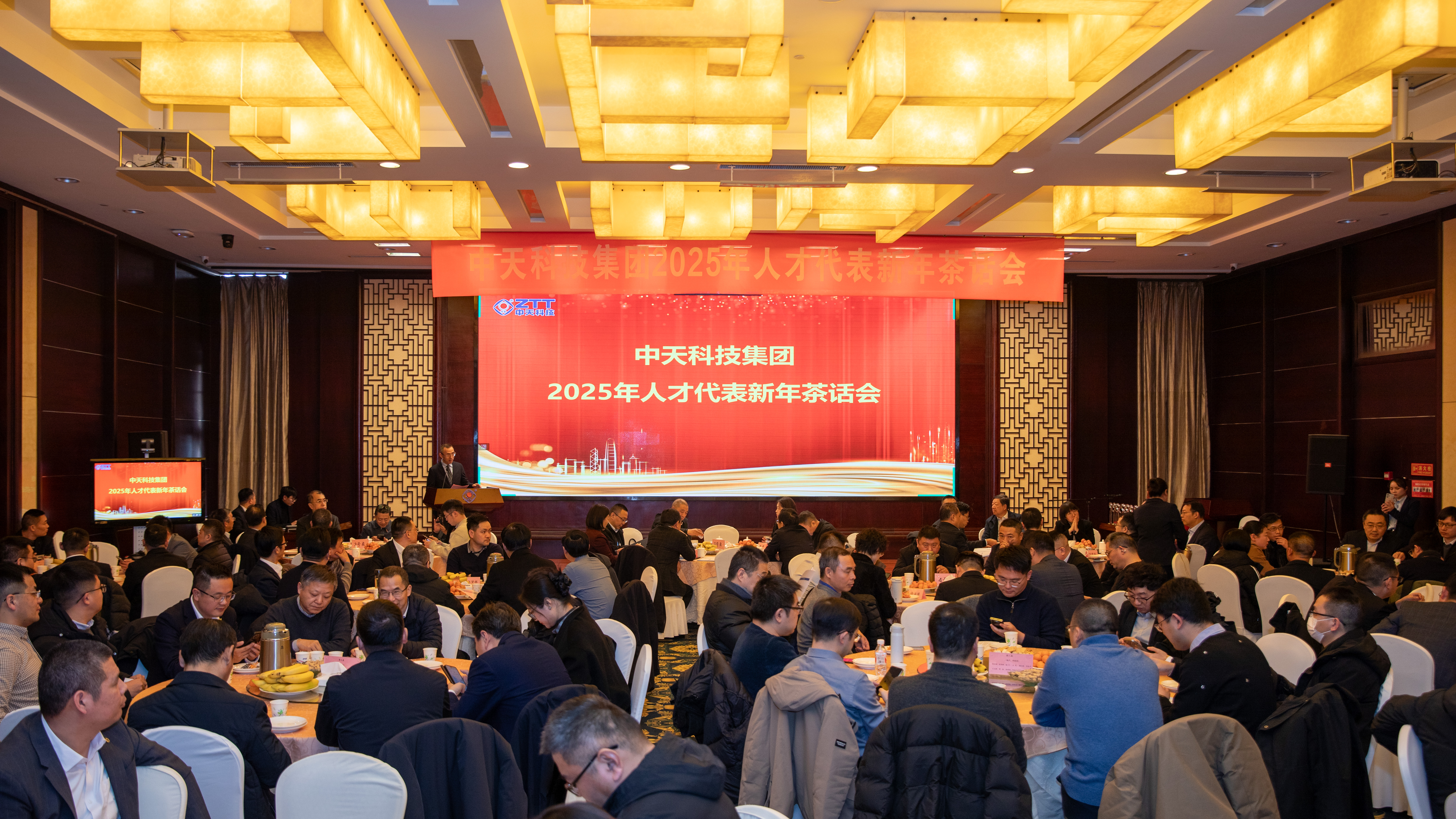 ΰ�¹���(victor1946)�ٷ���վ-Officials Website