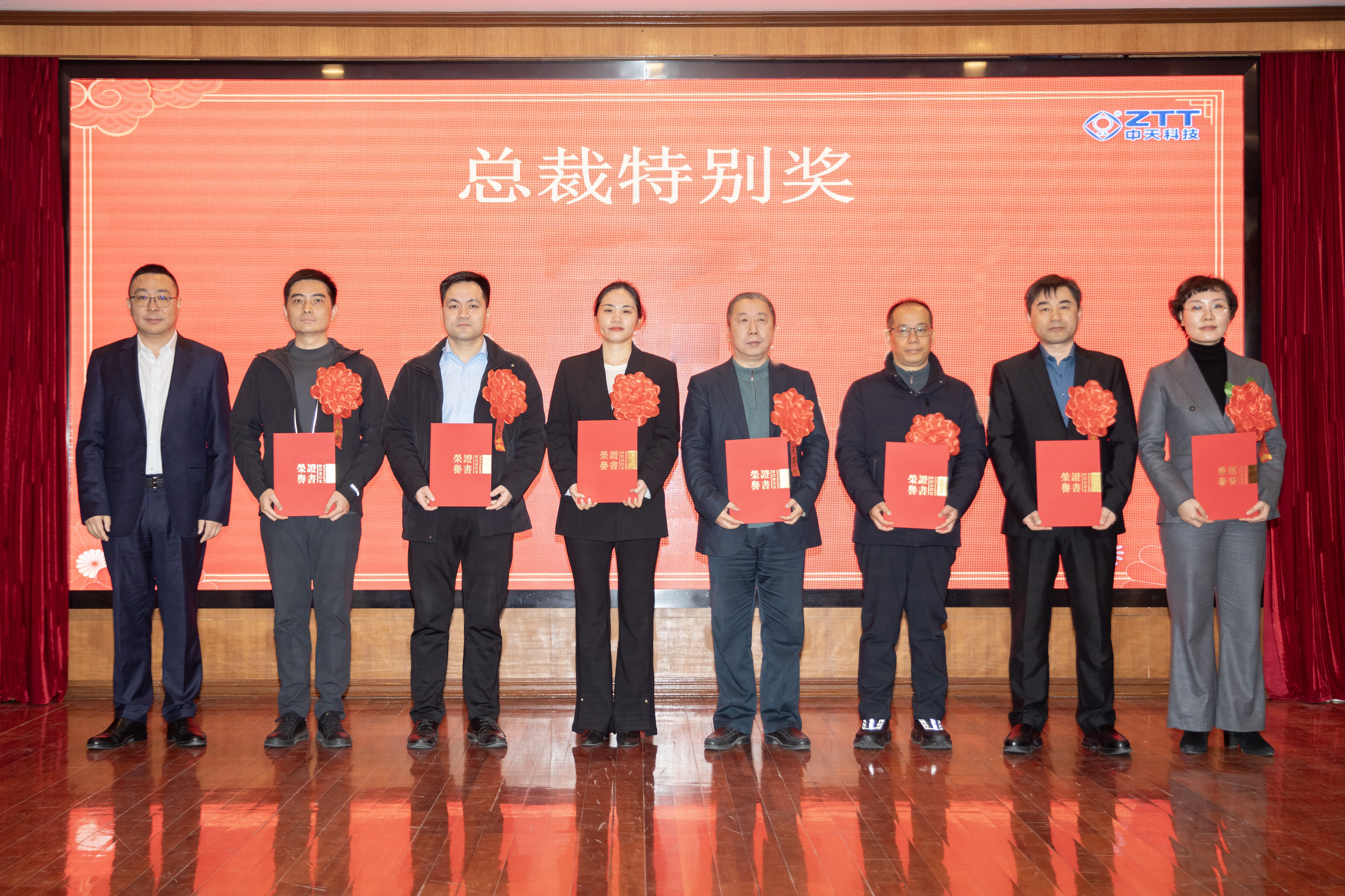 ΰ�¹���(victor1946)�ٷ���վ-Officials Website