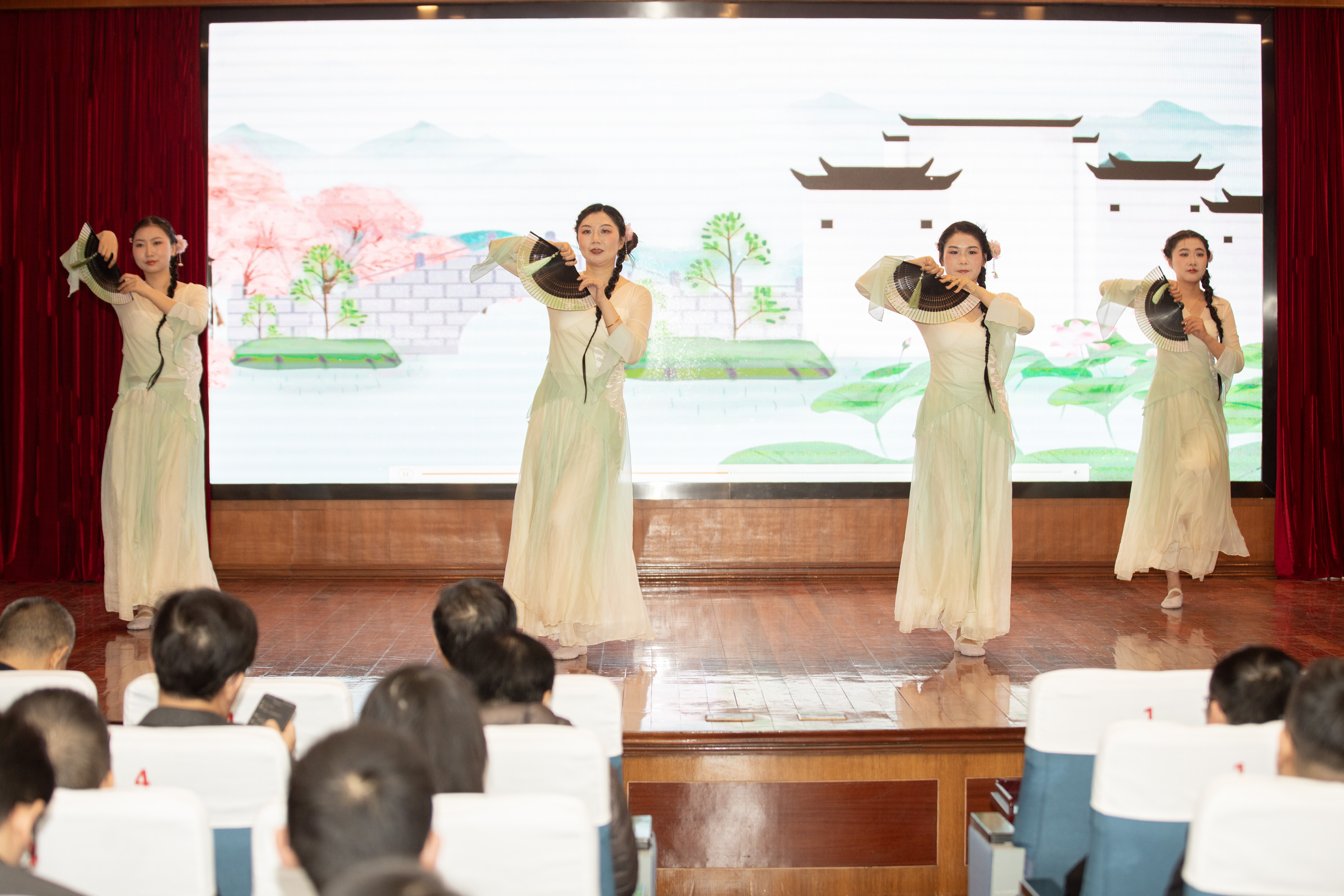 ΰ�¹���(victor1946)�ٷ���վ-Officials Website