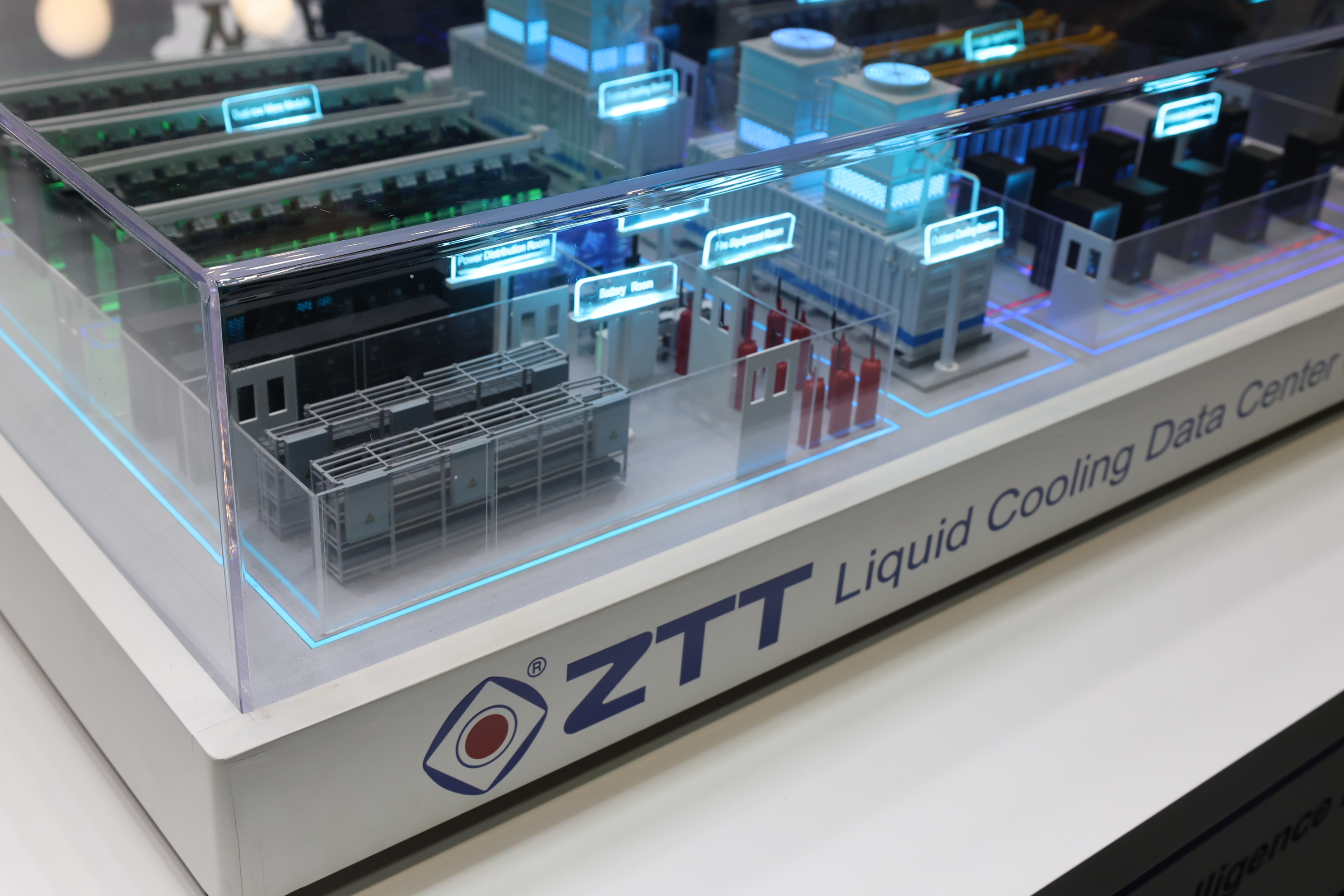 ΰ�¹���(victor1946)�ٷ���վ-Officials Website