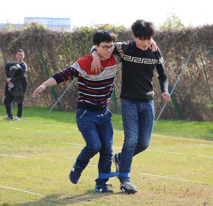 ΰ�¹���(victor1946)�ٷ���վ-Officials Website