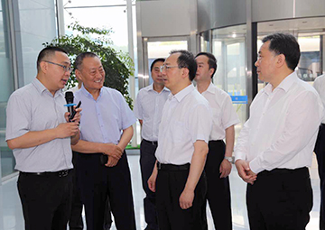 ����ίԱ������Ժ���鳤���������� ʱ�ν���ʡί�������¡����ΰ�¹���victor1946��ҳ��Ƽ�