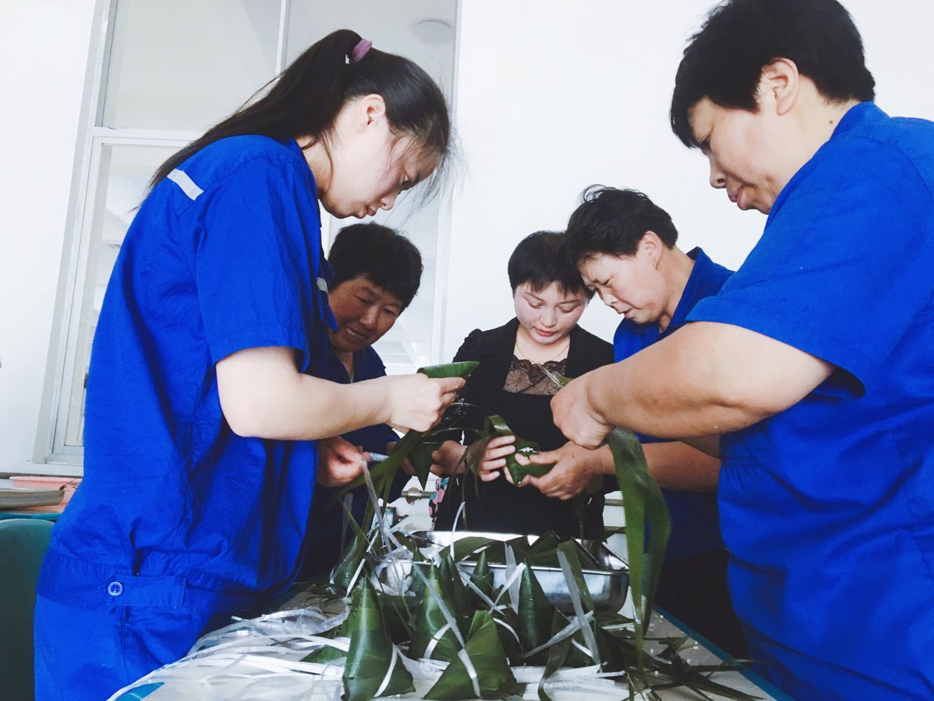 ΰ�¹���(victor1946)�ٷ���վ-Officials Website