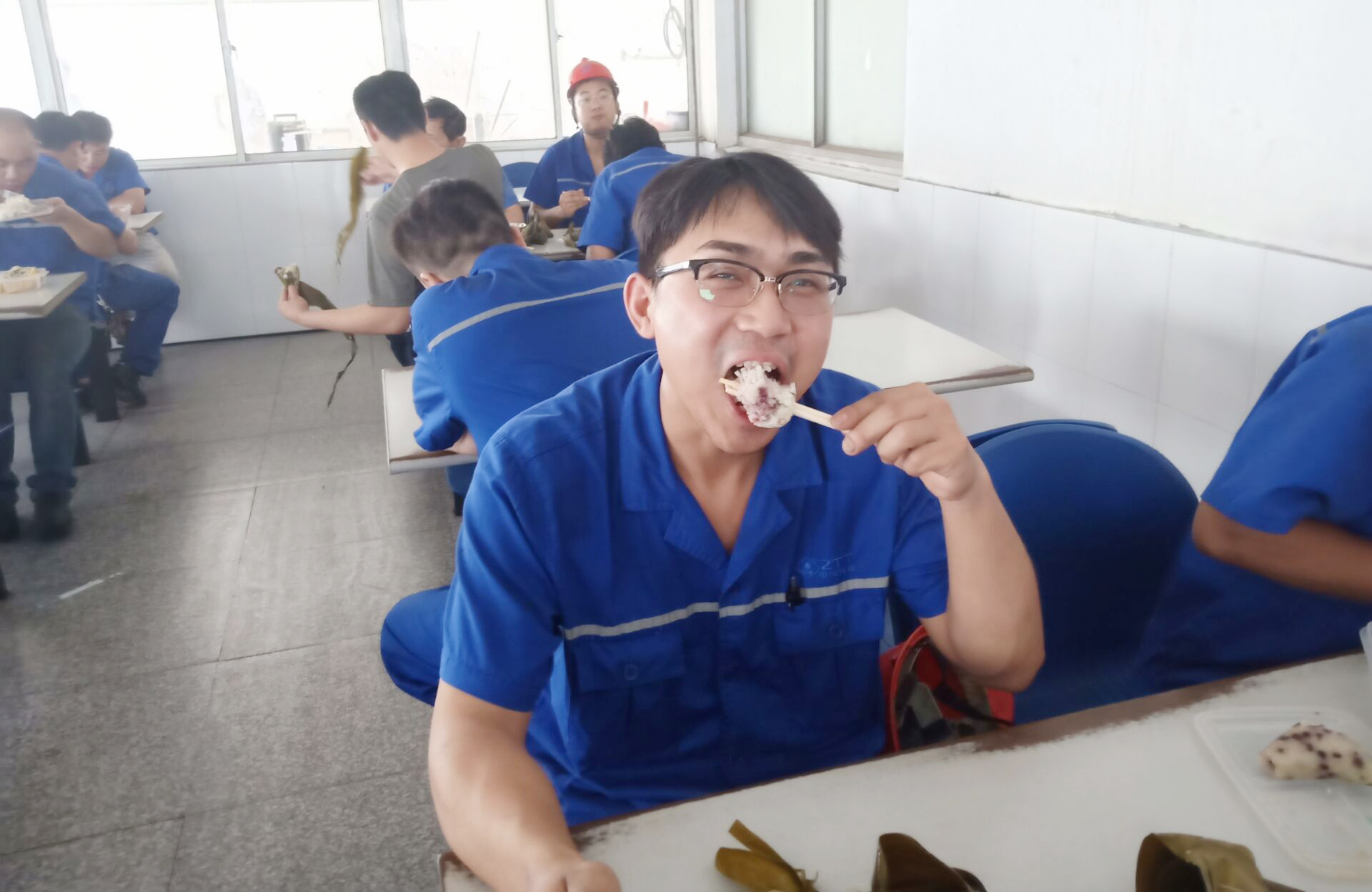 ΰ�¹���(victor1946)�ٷ���վ-Officials Website