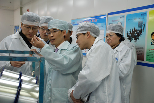 ΰ�¹���(victor1946)�ٷ���վ-Officials Website