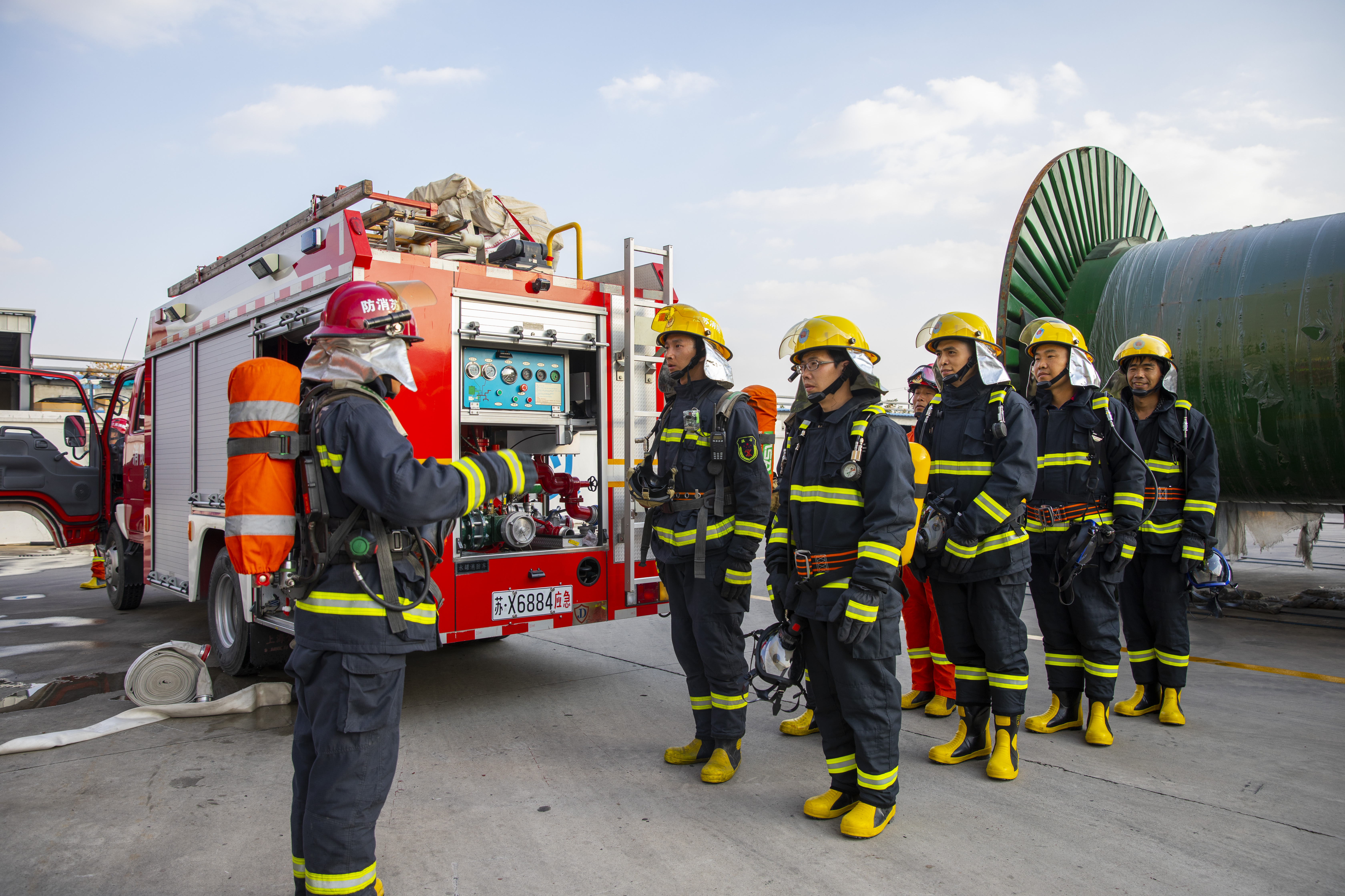 ΰ�¹���(victor1946)�ٷ���վ-Officials Website