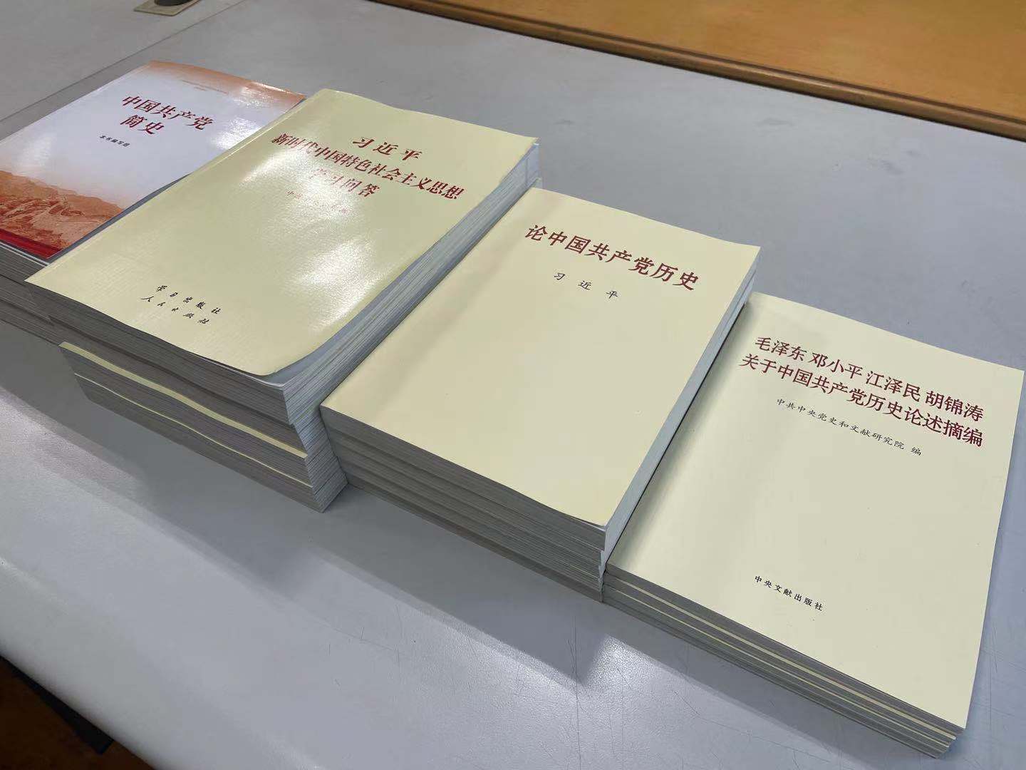 ΰ�¹���(victor1946)�ٷ���վ-Officials Website